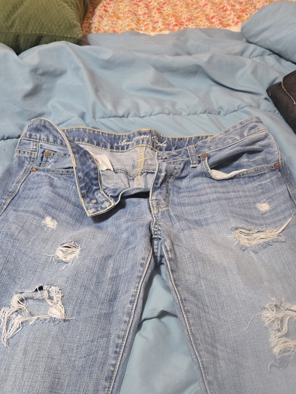 American Eagle Capri's